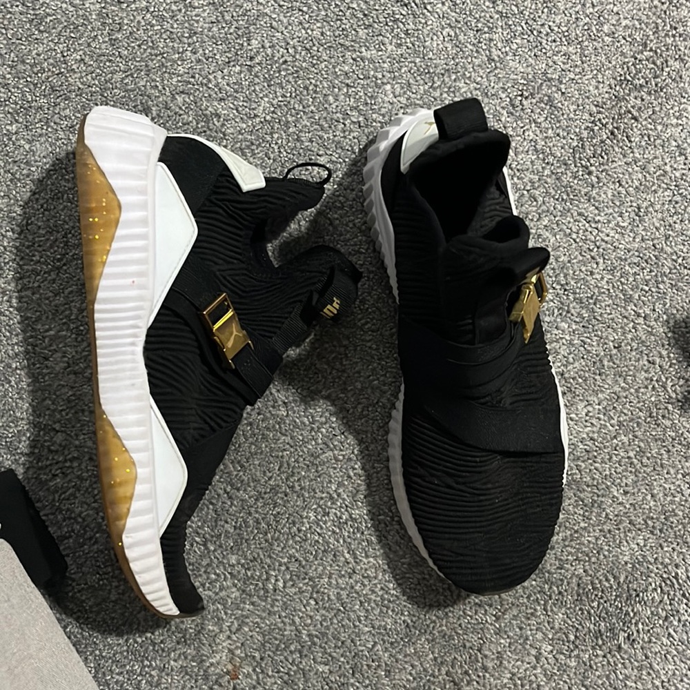 Puma Defy Mid Women's Training Shoes
